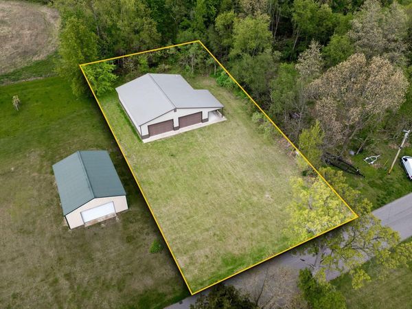 5219 E Quiet Water Court, Monon, IN 47959