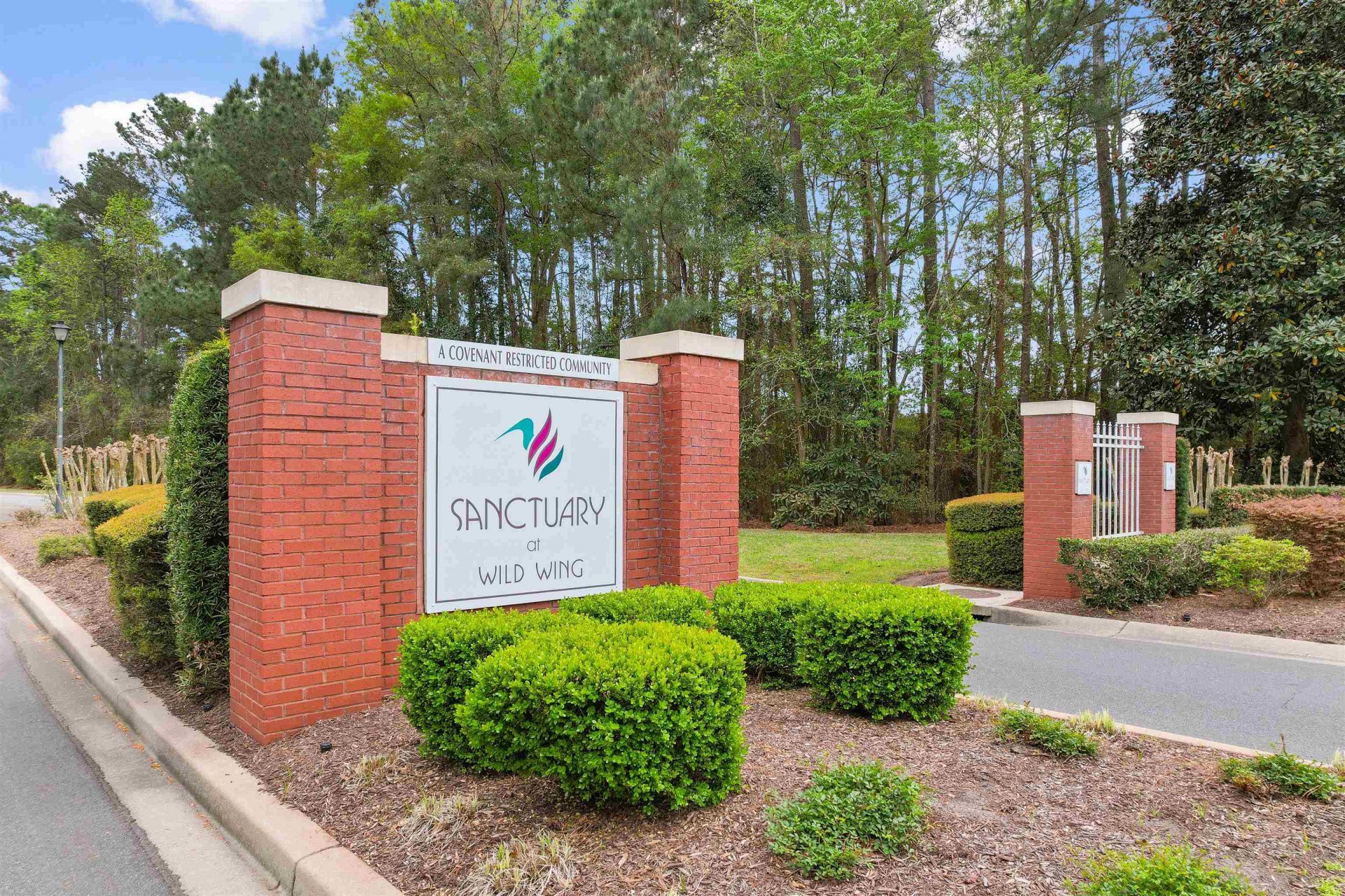 2745 Sanctuary Blvd. Photo 45