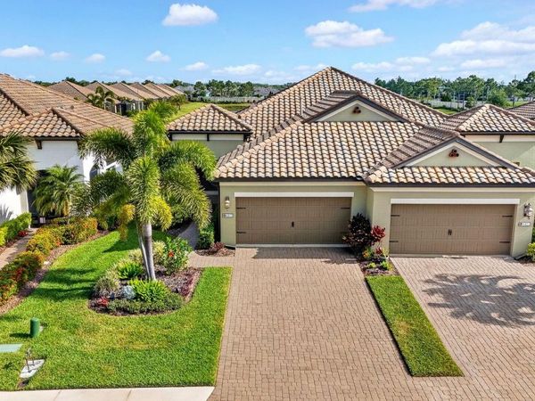 4417 AMALFI AVENUE , SARASOTA, FL 34243