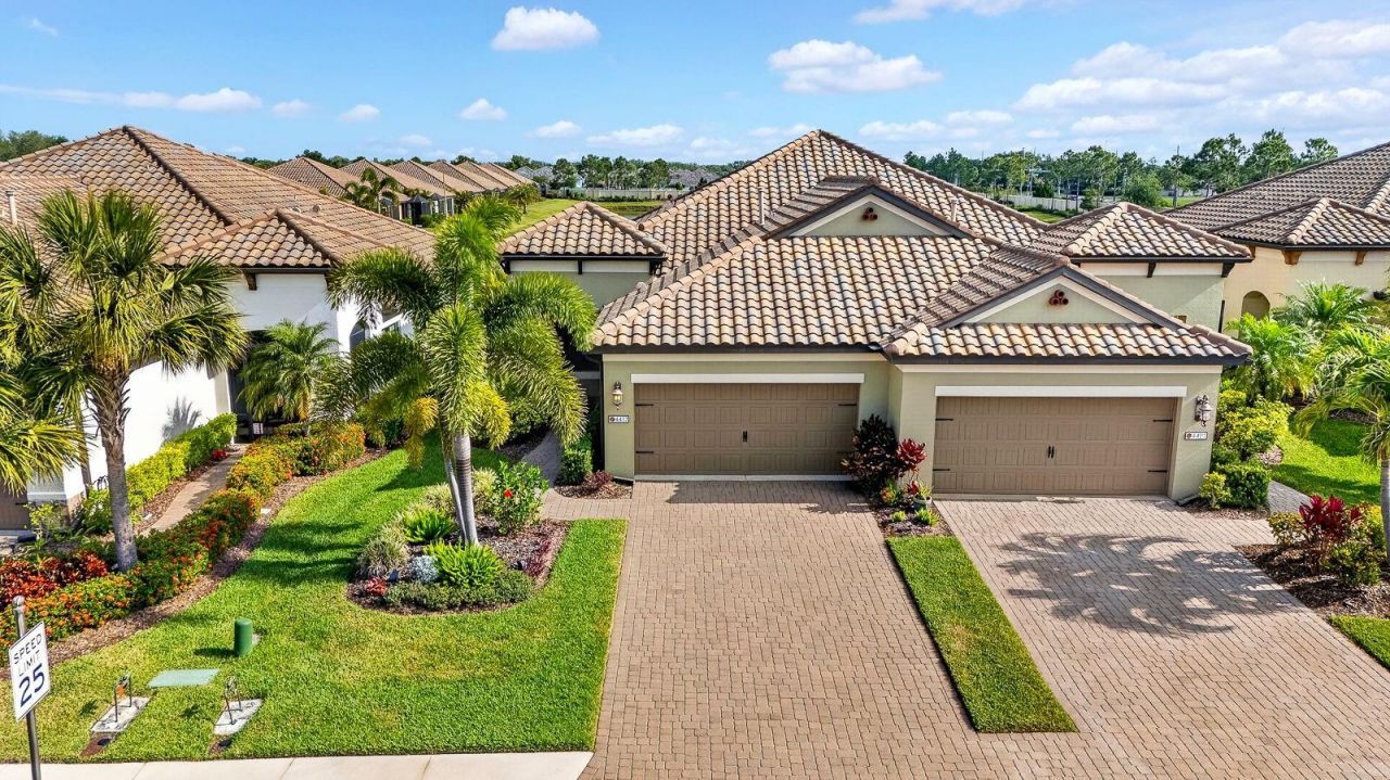 4417 Amalfi Avenue, Sarasota, FL 34243 Photo
