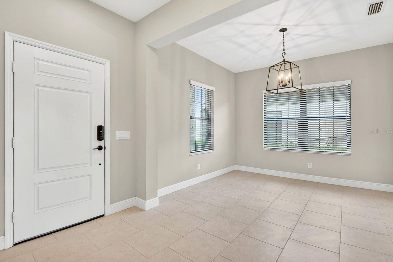 4417 Amalfi Avenue, Sarasota, FL 34243 Photo