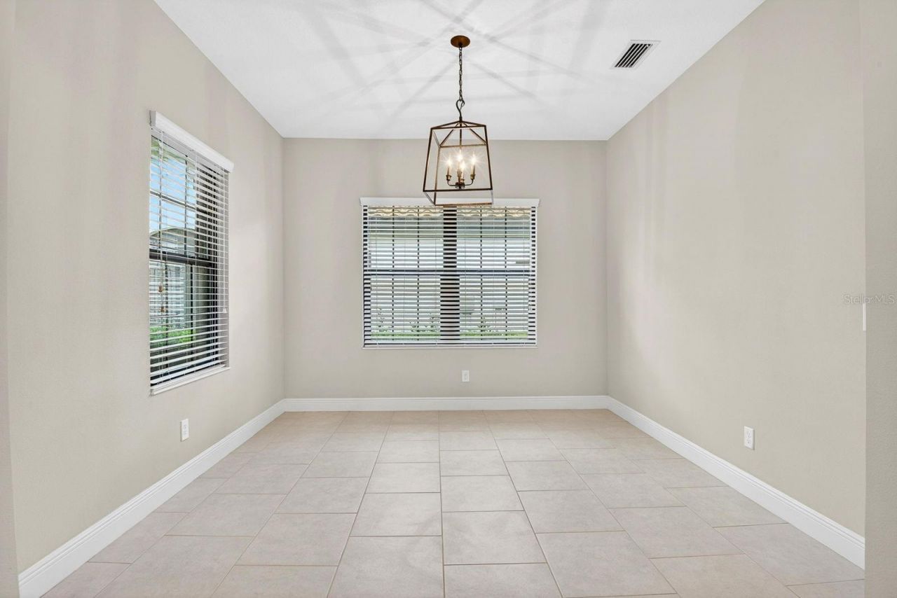 4417 Amalfi Avenue, Sarasota, FL 34243 Photo