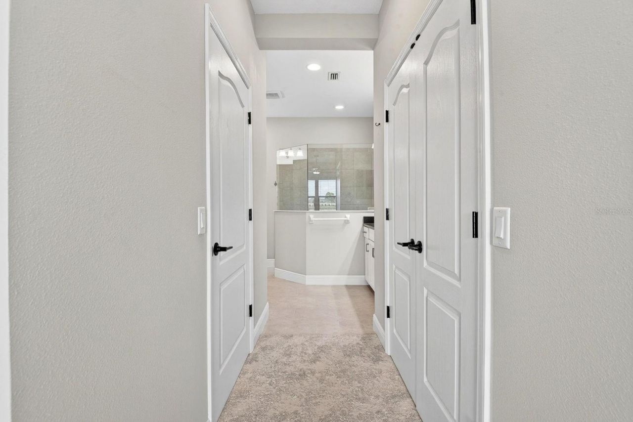 4417 Amalfi Avenue, Sarasota, FL 34243 Photo