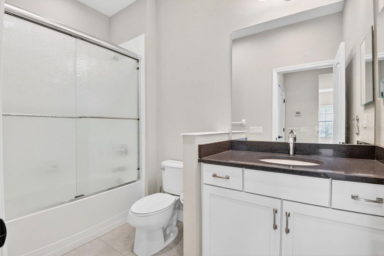 4417 Amalfi Avenue, Sarasota, FL 34243 Photo
