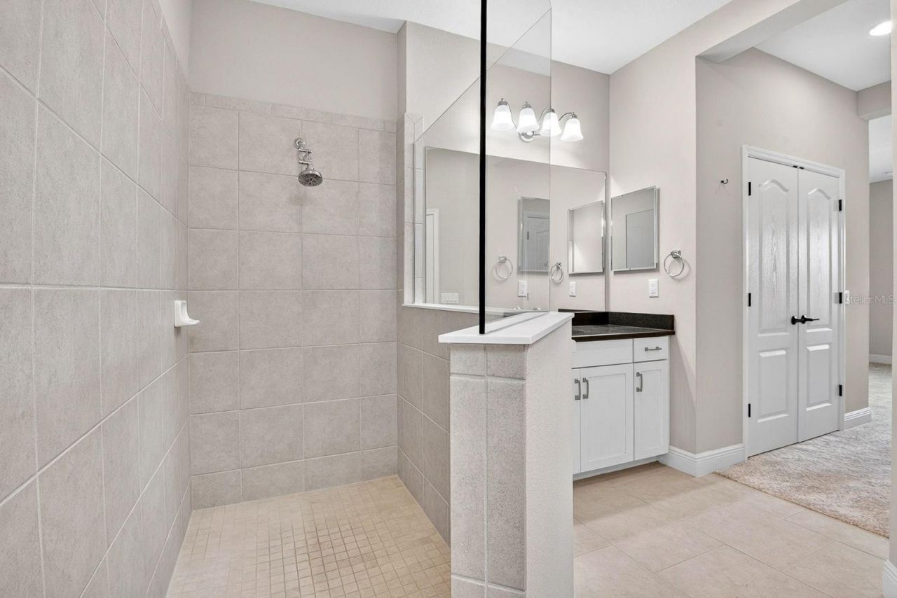 4417 Amalfi Avenue, Sarasota, FL 34243 Photo