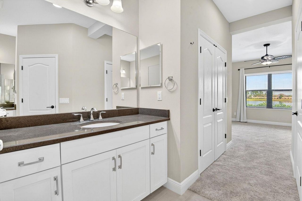 4417 Amalfi Avenue, Sarasota, FL 34243 Photo