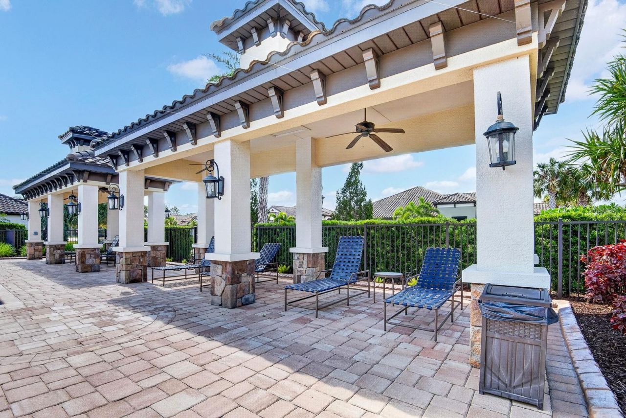 4417 Amalfi Avenue, Sarasota, FL 34243 Photo