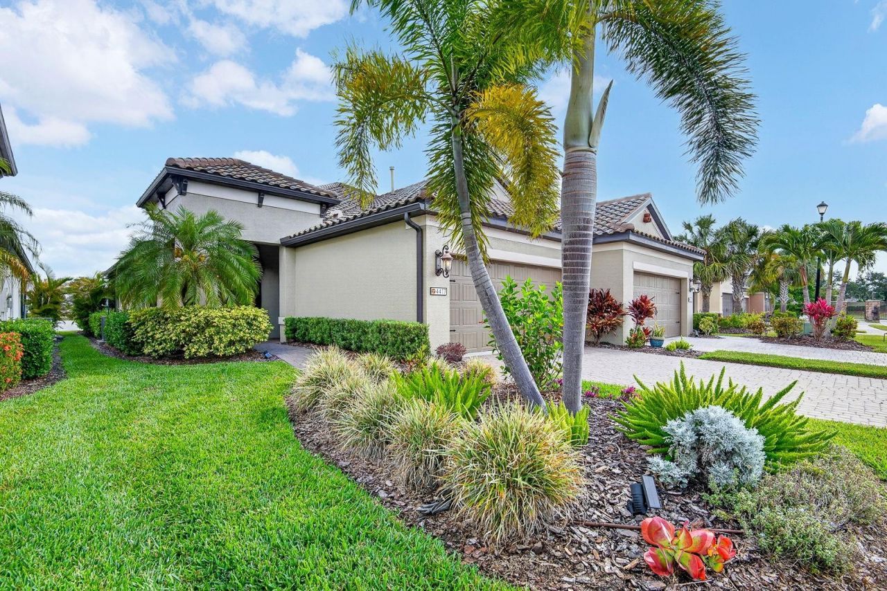 4417 Amalfi Avenue, Sarasota, FL 34243 Photo