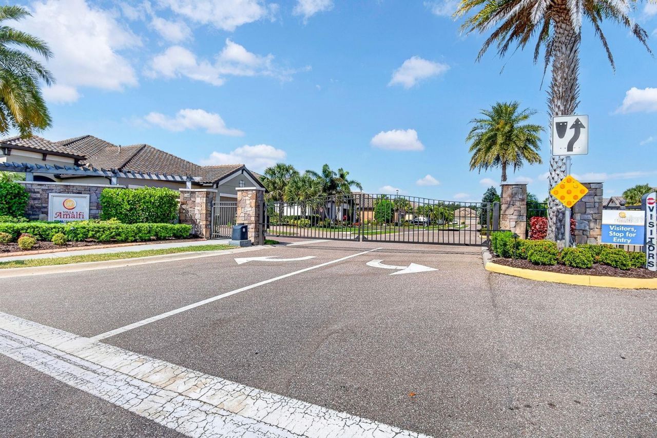 4417 Amalfi Avenue, Sarasota, FL 34243 Photo