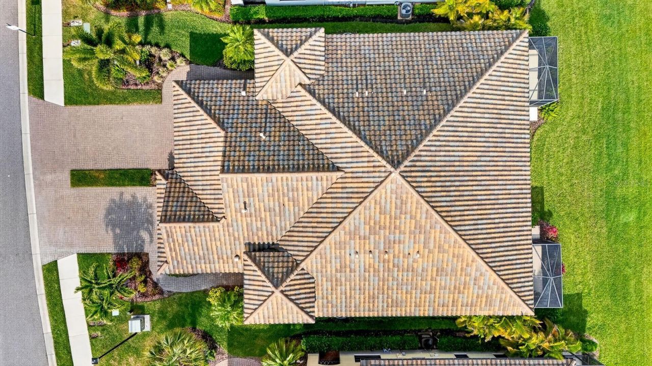 4417 Amalfi Avenue, Sarasota, FL 34243 Photo