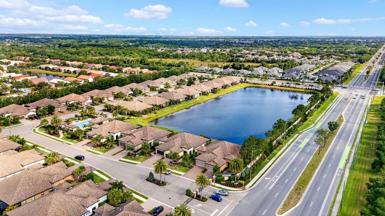 4417 Amalfi Avenue, Sarasota, FL 34243 Photo