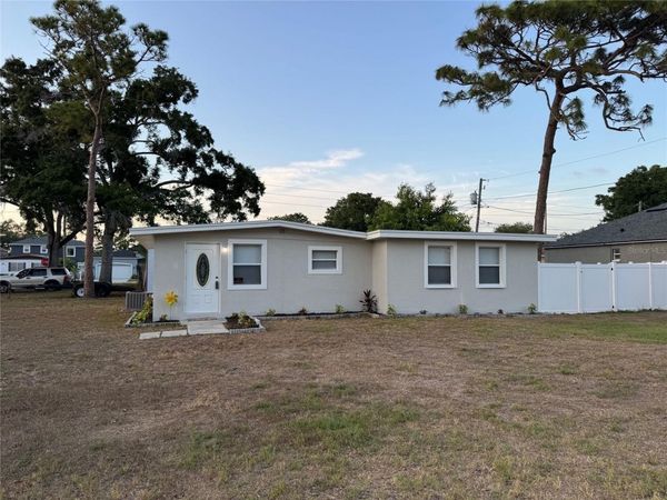 8151 61ST STREET N, PINELLAS PARK, FL 33781