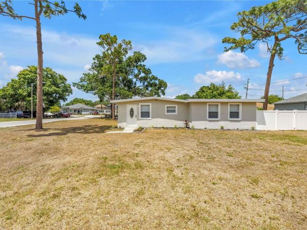 8151 61ST STREET N, PINELLAS PARK, FL 33781