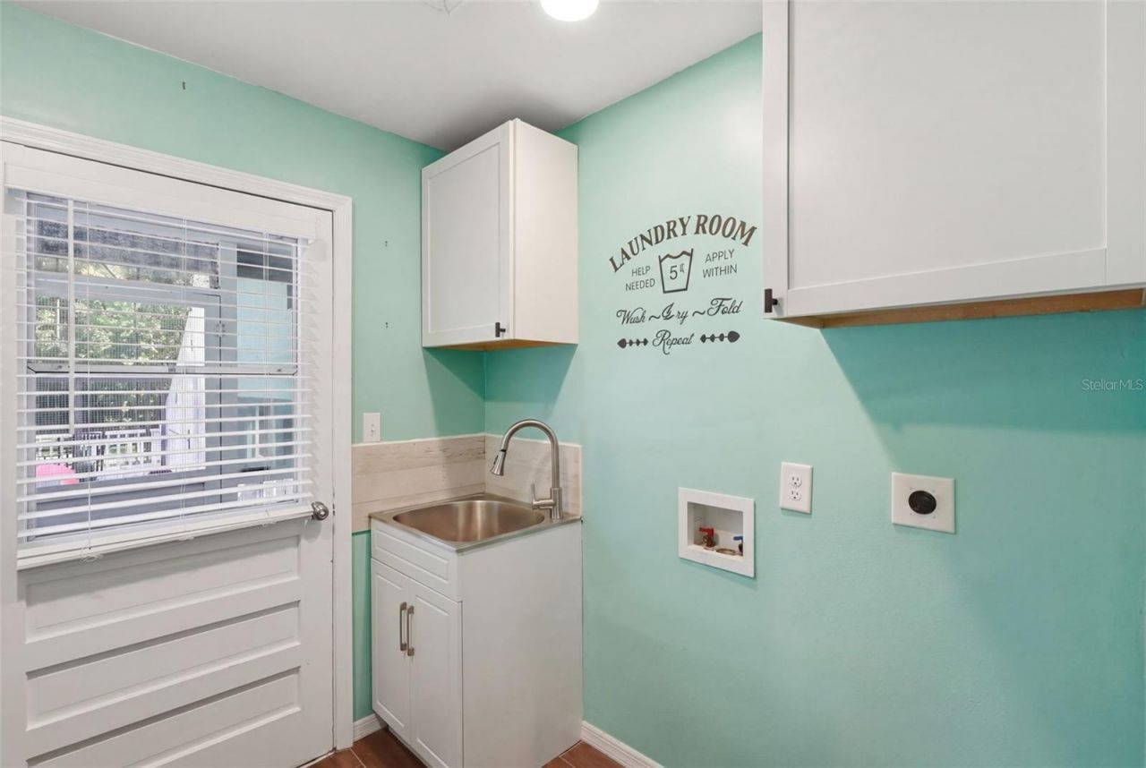 155 E Country Circle Drive E, Port Orange, FL 32128 Photo