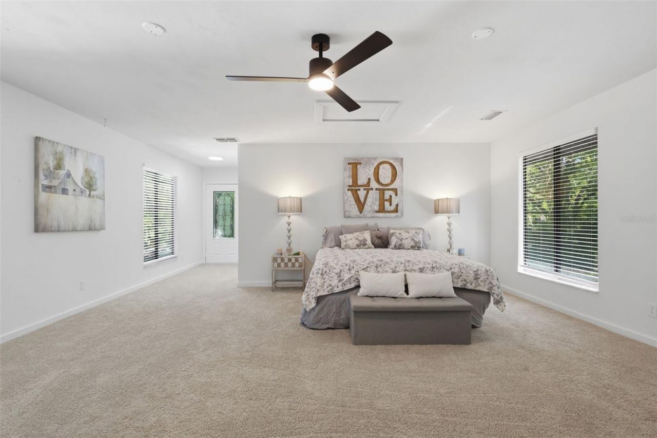 155 E Country Circle Drive E, Port Orange, FL 32128 Photo