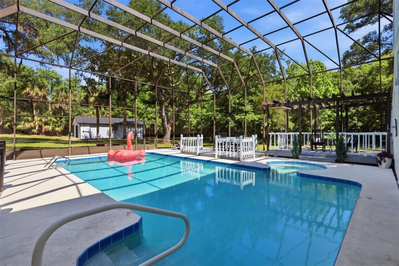 155 E Country Circle Drive E, Port Orange, FL 32128 Photo