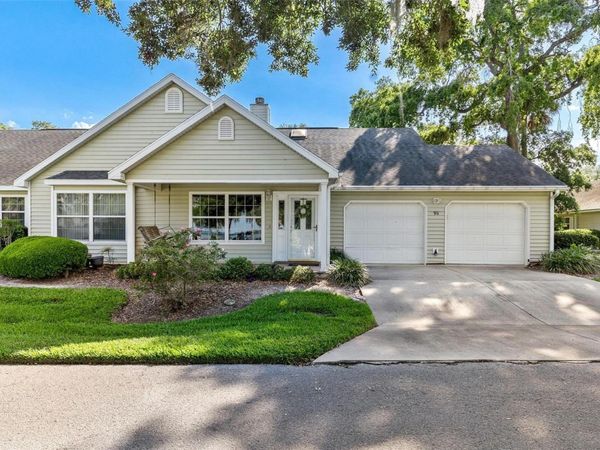 911 BEVERLY HARBORS DRIVE, Unit 16, LEESBURG, FL 34748