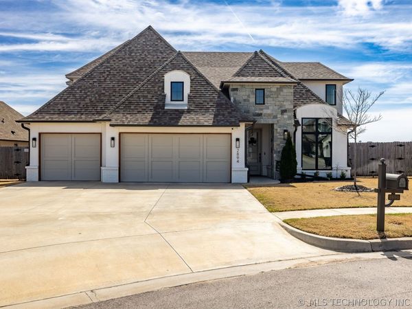 2894 E 142nd Court S, Bixby, OK 74008