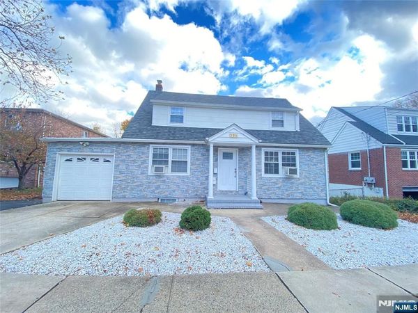 304 Shaler Boulevard, RIDGEFIELD, NJ 07657