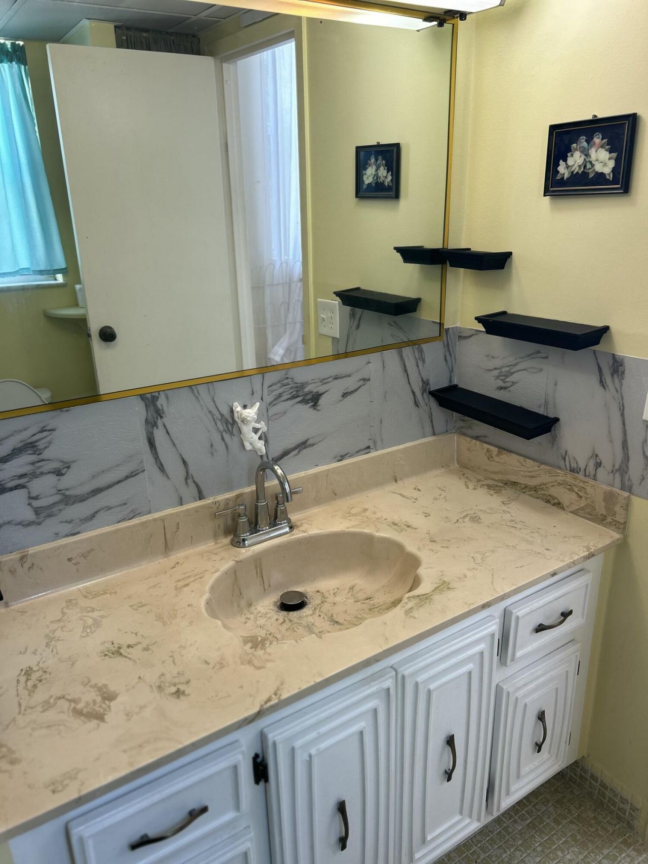 2801 Somerset Drive, Unit 201, Lauderdale Lakes, FL 33311 Photo