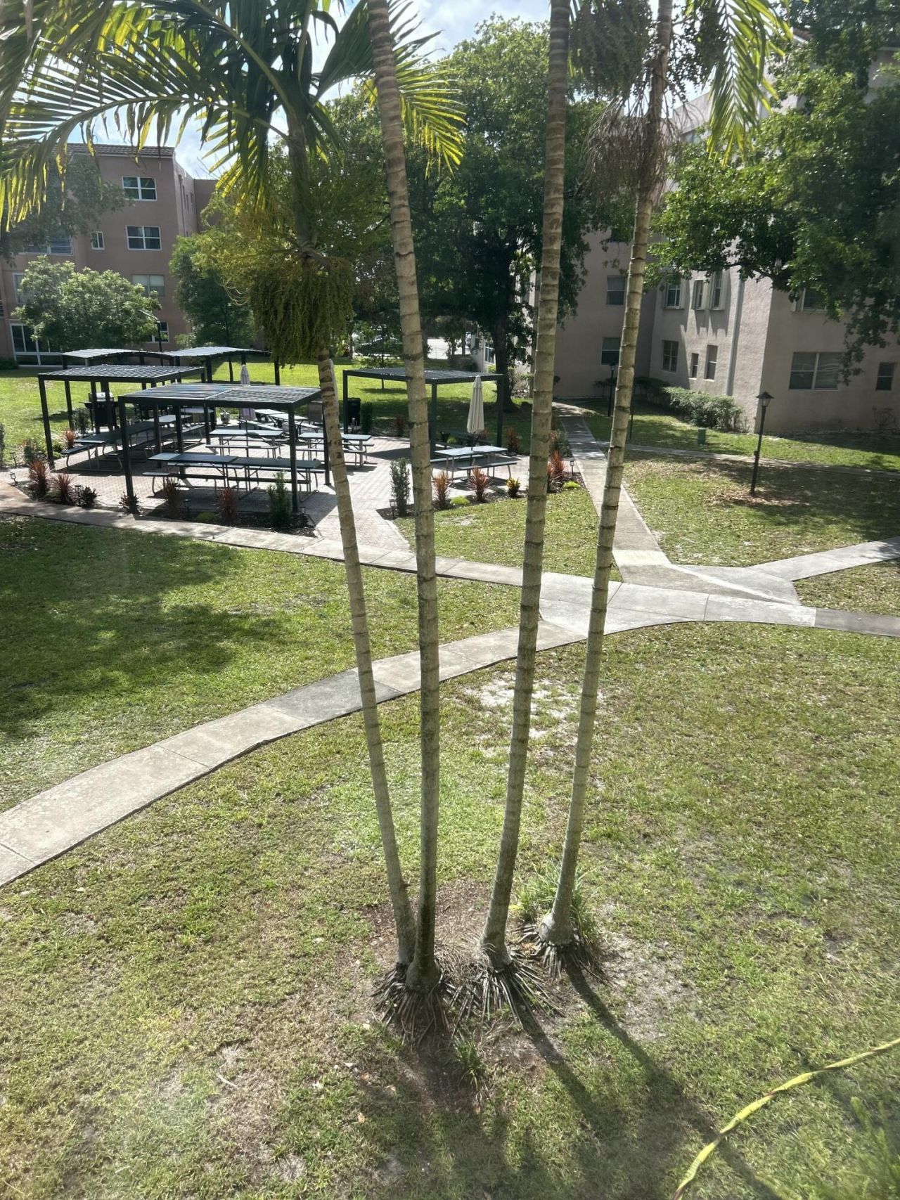 2801 Somerset Drive, Unit 201, Lauderdale Lakes, FL 33311 Photo