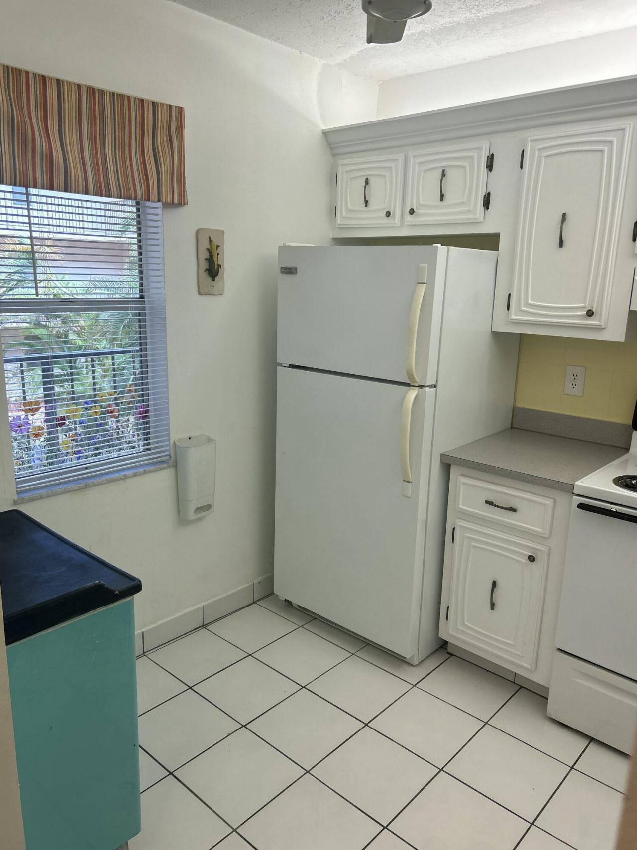 2801 Somerset Drive, Unit 201, Lauderdale Lakes, FL 33311 Photo