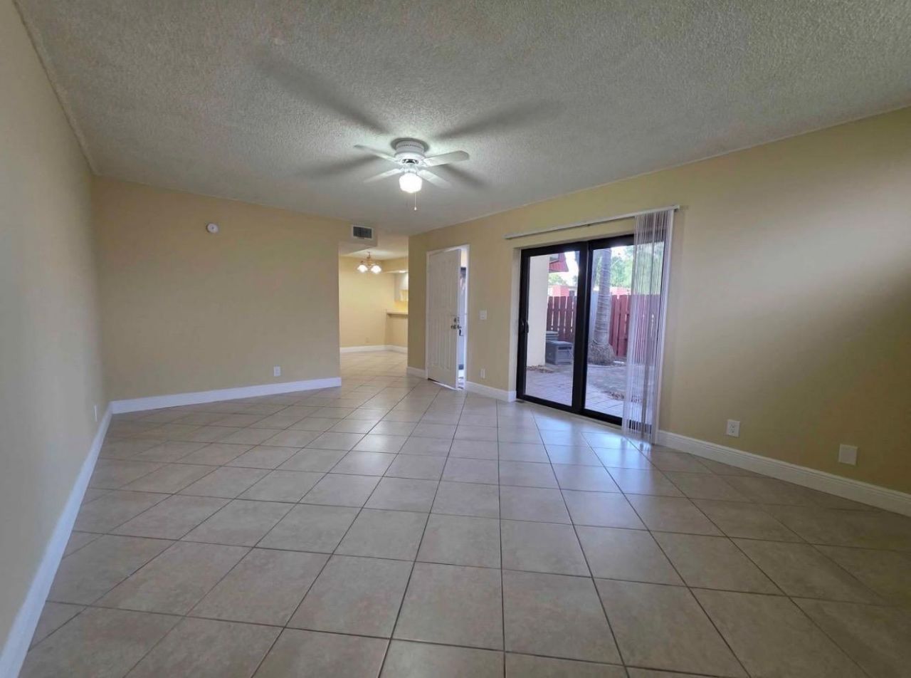 3928 Victoria Drive, West Palm Beach, FL 33406 Photo