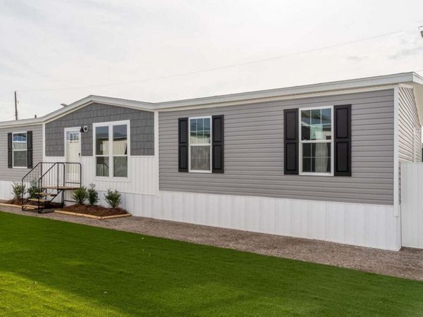 19520 NW 260th Street, Okeechobee, FL 34972