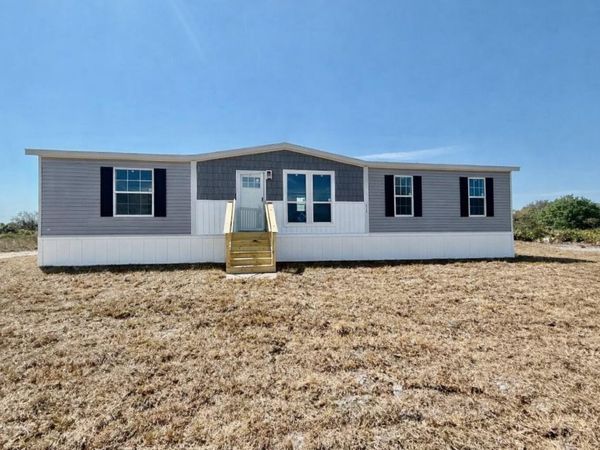 19520 NW 260th Street, Okeechobee, FL 34972