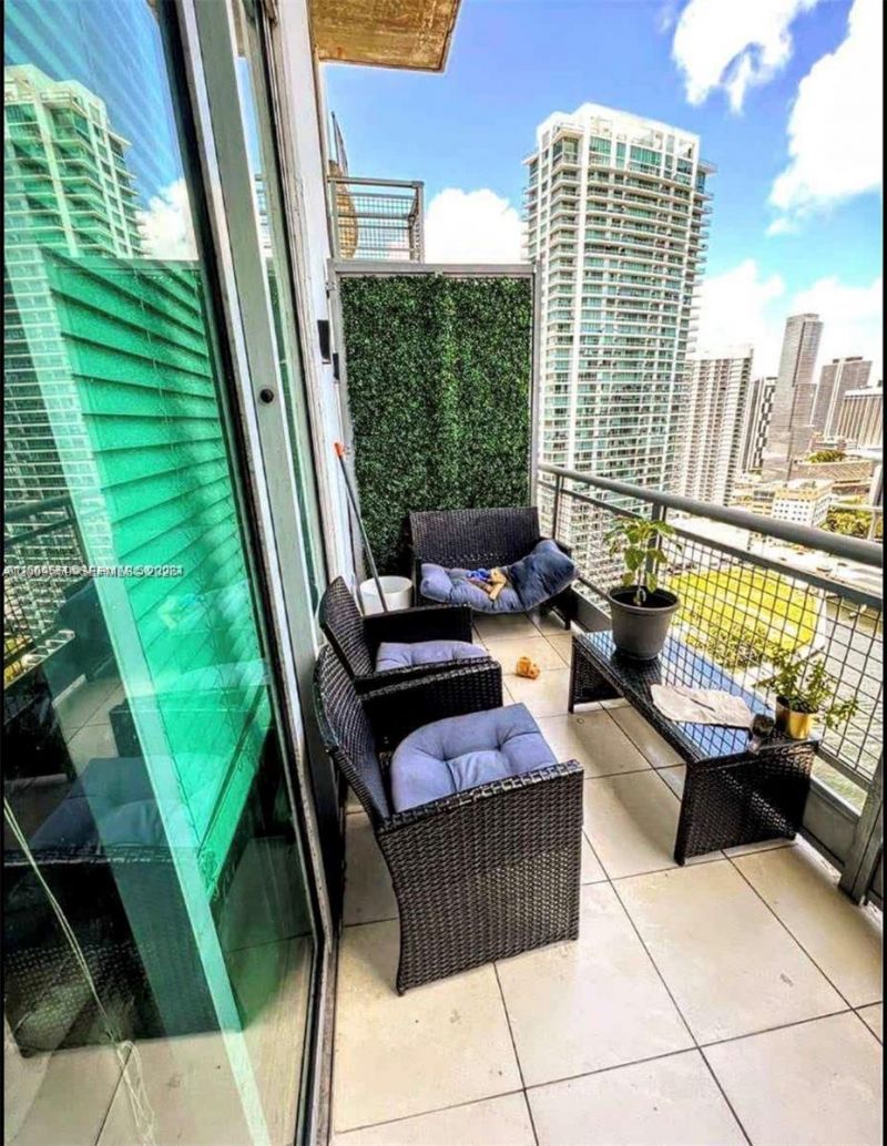 690 SW 1st Ct , Unit PHI06, Miami, FL 33130 Photo