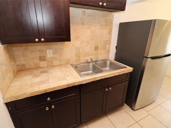 3960 NW 31st Ter, Unit 2, Lauderdale Lakes, FL 33309