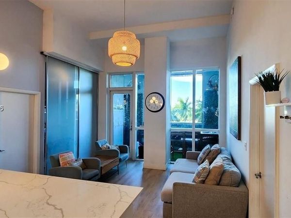 244 Biscayne Blvd , Unit 301, Miami, FL 33132