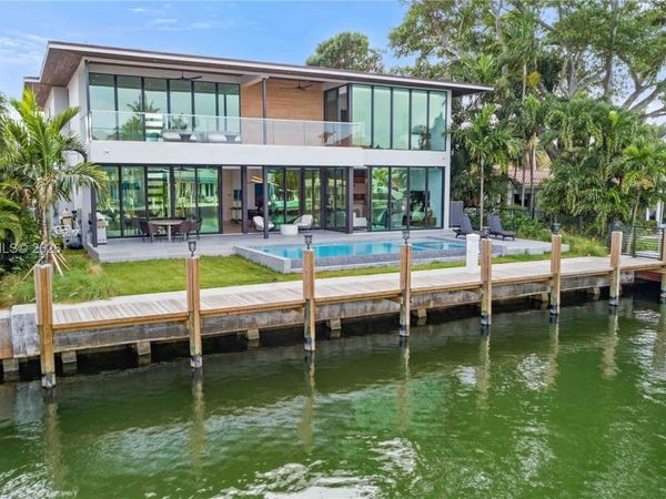 1537 SE 13th St , Unit n/a, Fort Lauderdale, FL 33316