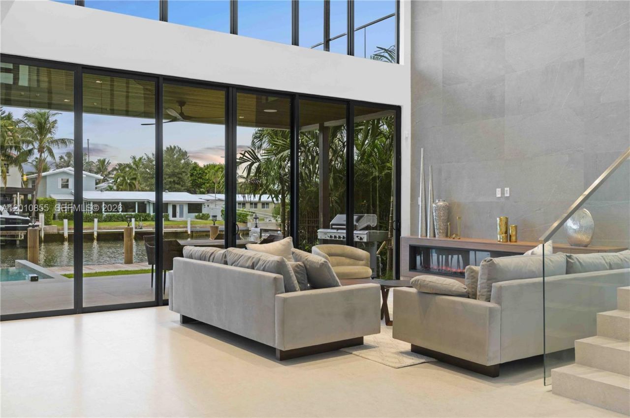 1537 SE 13th St, Unit n/a, Fort Lauderdale, FL 33316 Photo
