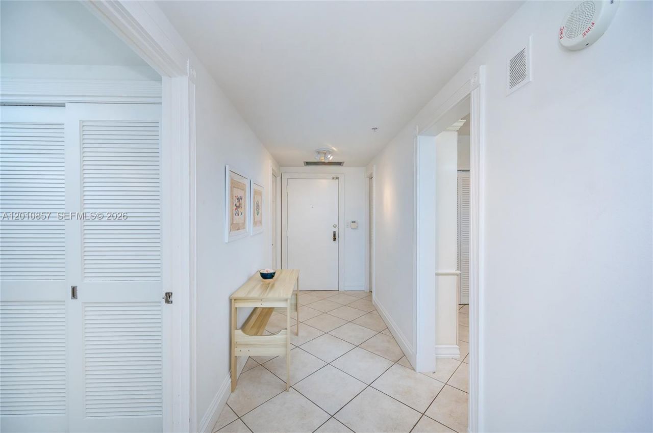 201 Crandon Blvd , Unit 505, Key Biscayne, FL 33149 Photo