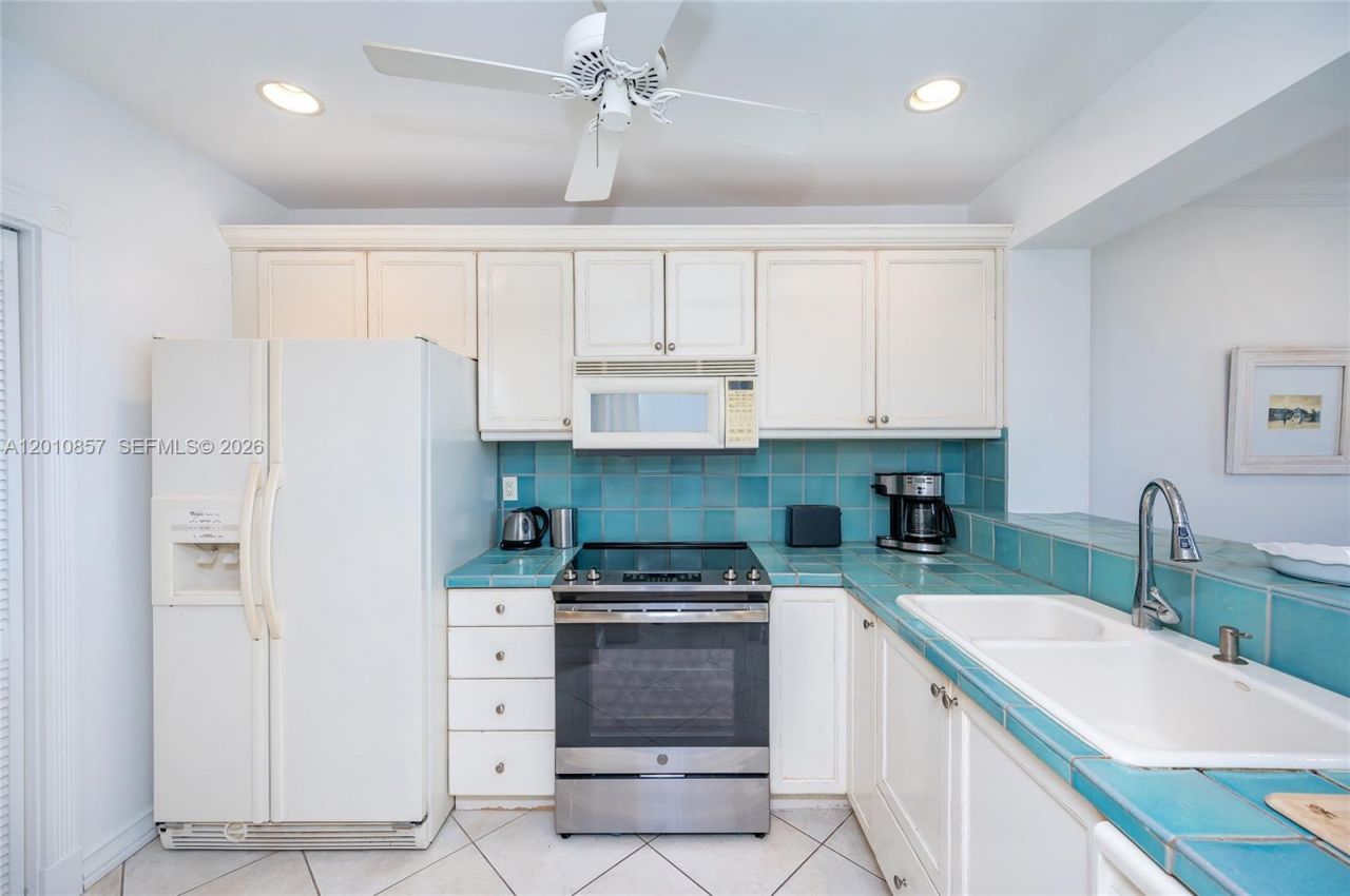 201 Crandon Blvd , Unit 505, Key Biscayne, FL 33149 Photo