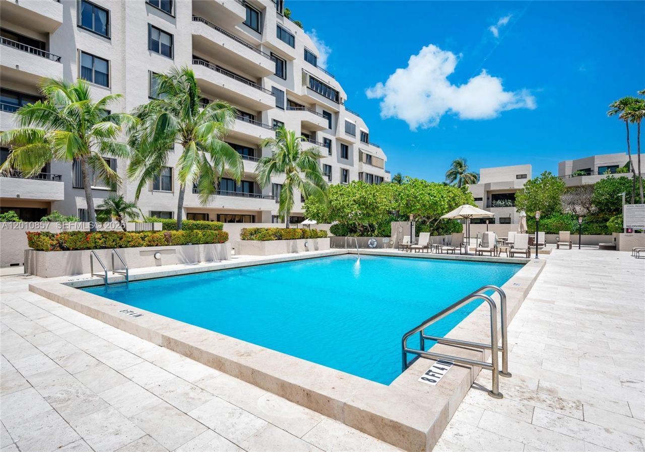201 Crandon Blvd , Unit 505, Key Biscayne, FL 33149 Photo