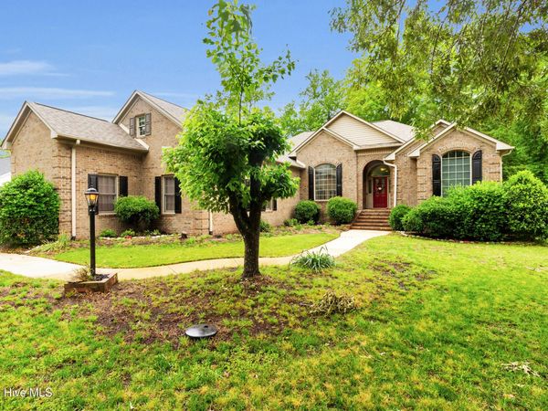 106 Brugg Court, New Bern, NC 28562