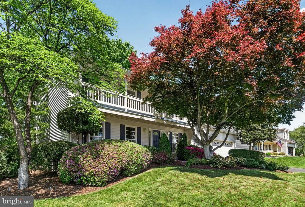 13404 Melville Lane, Chantilly, VA 20151 Main Photo
