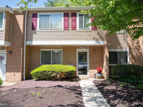 1052 PENDLETON COURT, VOORHEES, NJ 08043