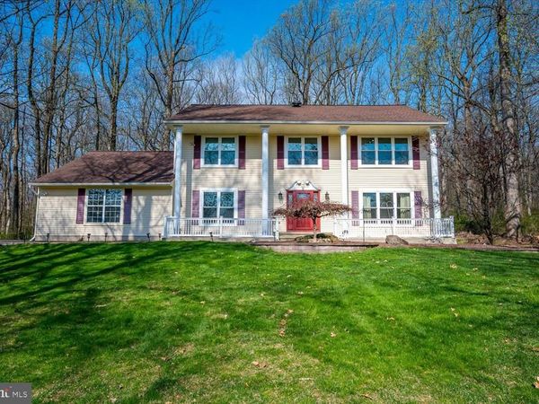 9 STIRRUP WAY, PRINCETON, NJ 08540