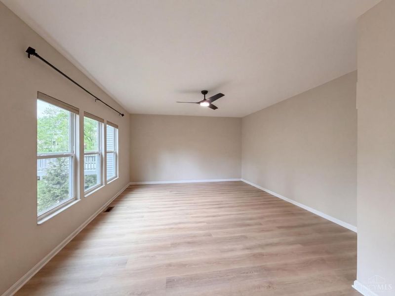 4189 Black Bear Drive, Turtle Creek Twp, OH 45036 Photo 8