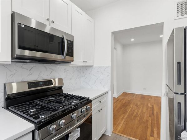 68-61 Yellowstone Boulevard, Unit 705, Forest Hills, NY 11375