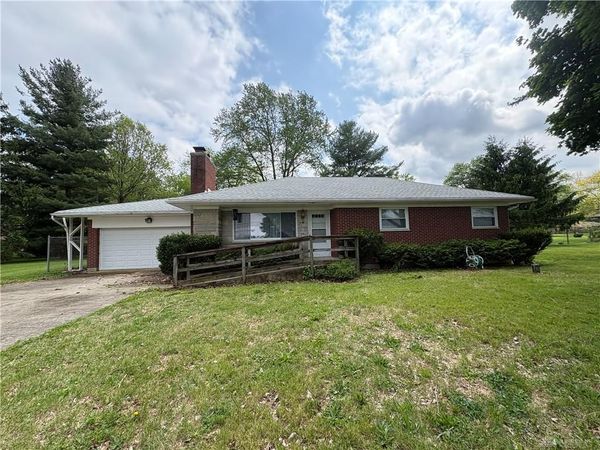 160 Kerr Road, Tipp City, OH 45371