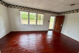 517 Winningham Road photo 4