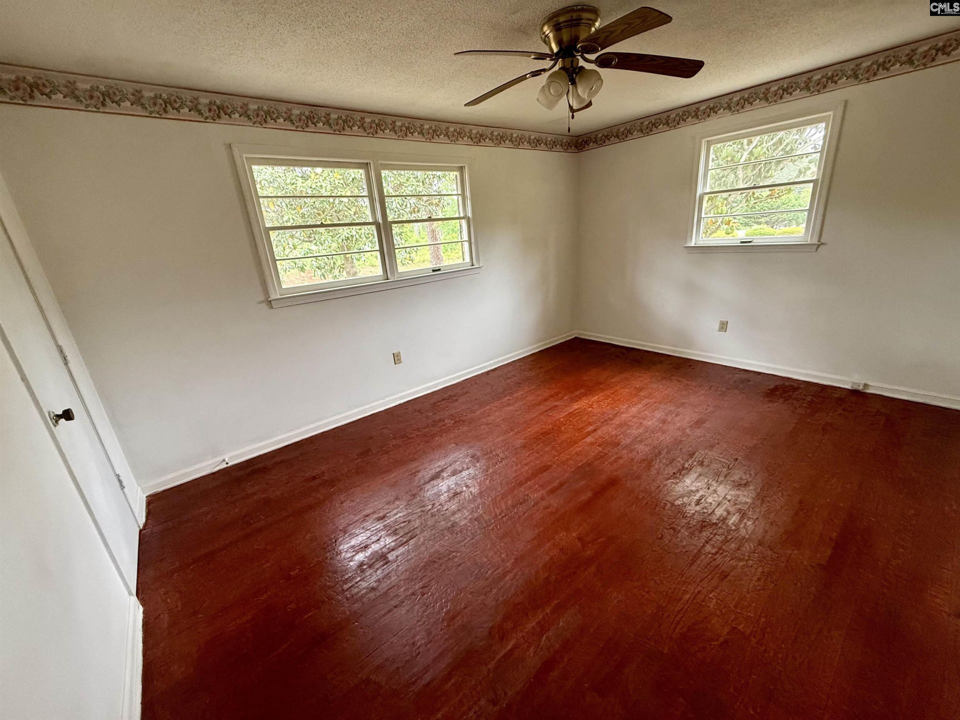 517 Winningham Road Photo 5