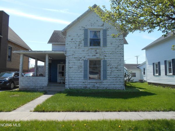 130 E Maple Street , Deshler, OH 43516