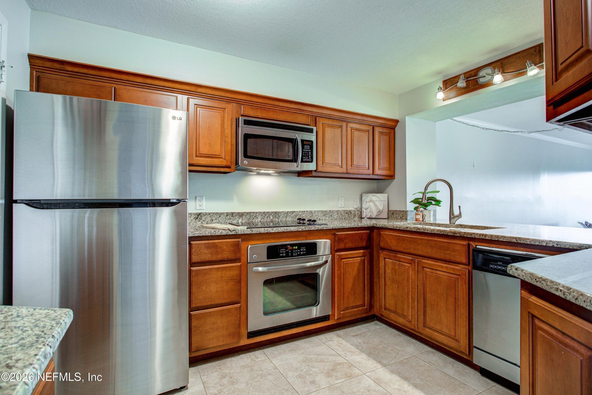 6000 San Jose Boulevard, Unit 7-D, Jacksonville, FL 32217 Photo
