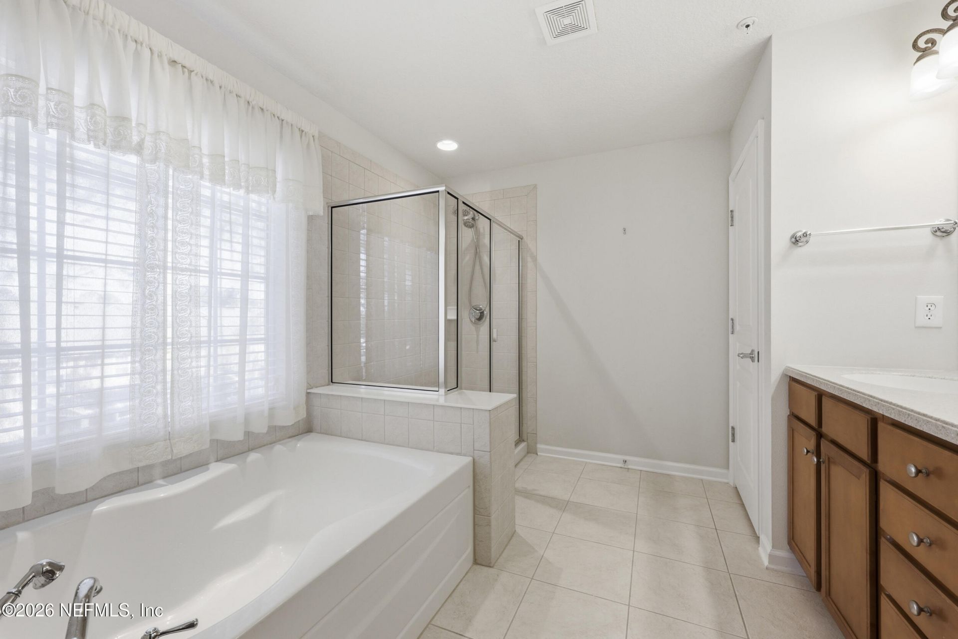 4286 Studio Park Avenue, Jacksonville, FL 32216 Photo