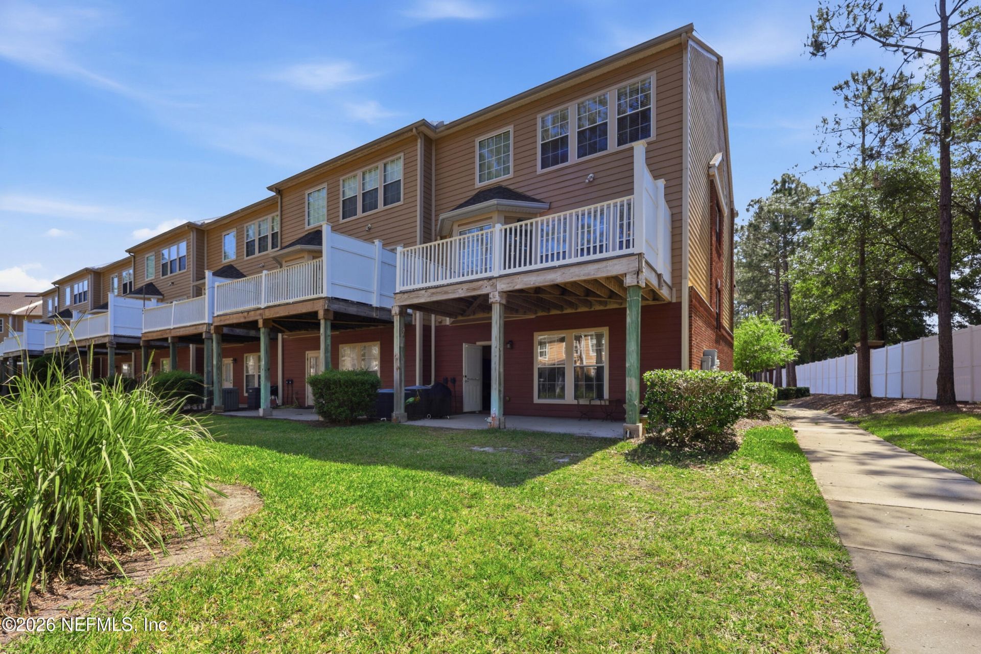 4286 Studio Park Avenue, Jacksonville, FL 32216 Photo